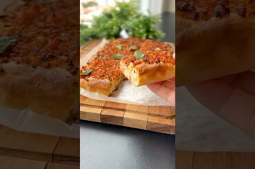 Focaccia de Calabresa receita que nem precisa sovar! Um pão facil e rápido! #receita