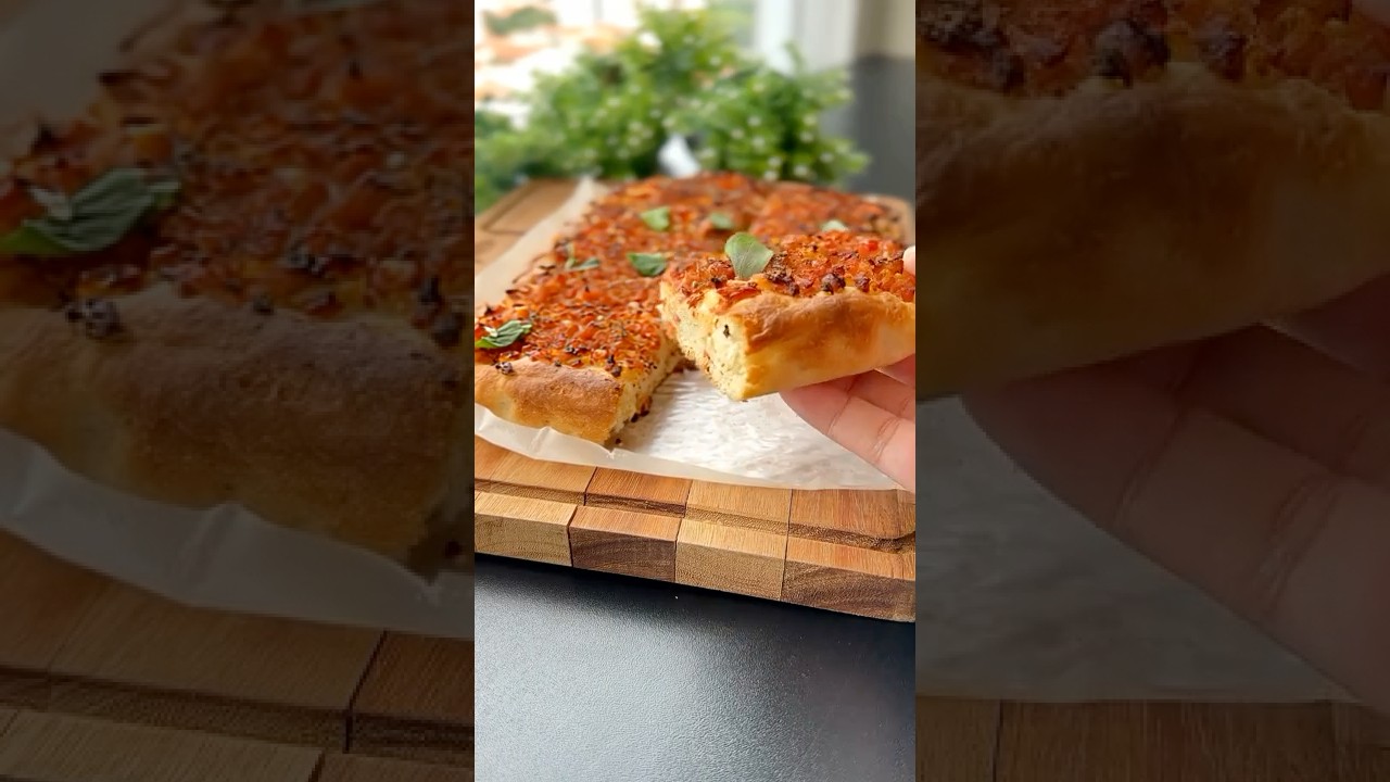 Focaccia de Calabresa receita que nem precisa sovar! Um pão facil e rápido! #receita Focaccia de Calabresa receita que nem precisa sovar! Um pão facil e rápido! #receita