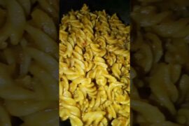 MASALEDAR PASTA 🍝 #food #pastatime #cooking #youtube #recipe #howtomakewhitesaucepasta #easyrecipe