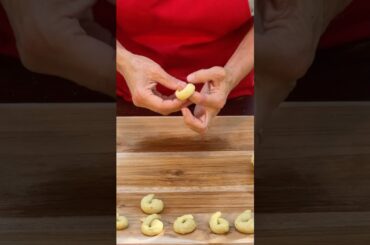 Tarallini: my family’s Go-To starter!