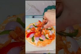 Chicken pizza 🍕 | How to make chicken pizza  #shorts #ytshorts #trendingshorts #pizza