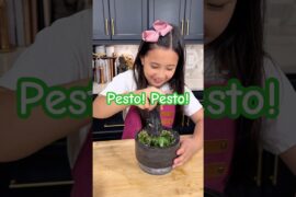 The BEST Pesto Flatbread Pizza #Recipe #Cooking #shorts