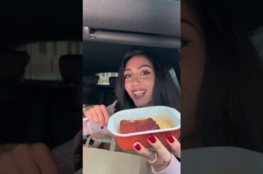 Amangiare in the Car 🍝🚗 Pt.2 #amangiare #inthecar #carfood #italianfood #foodlover