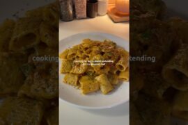 This Creamy Cajun Shrimp Pasta is worth it! Full recipe, link in the description 👩🏽‍🍳✨ #shorts