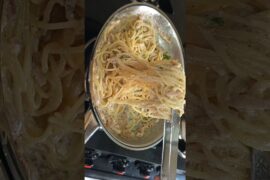 White Sauce Pasta - Spaghetti Pasta #shorts #pasta #viral