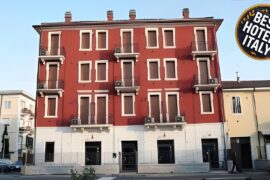 Verona Class ApartHotel "Residenze del Cuore" | Verona, Italy | Hotel Review 🏩