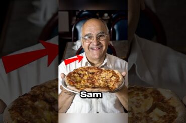 How Pineapple Pizza Was Invented By Accident 🍍😯 #pizza #shorts #food