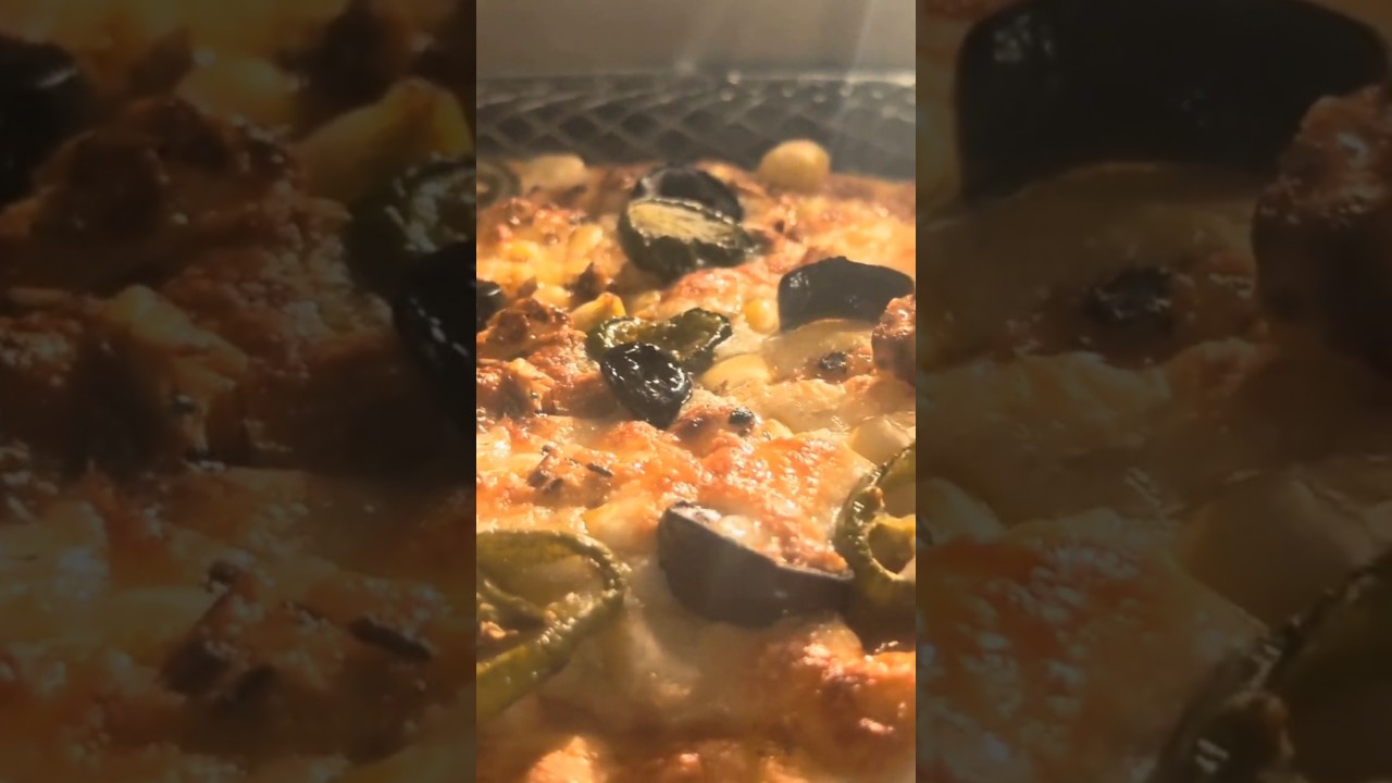 Pizza 🍕 #food #pizzalover #homemade #cooking #love #CookingChannel #FoodVlog #Foodie #PizzaTime Pizza 🍕 #food #pizzalover #homemade #cooking #love #CookingChannel #FoodVlog #Foodie #PizzaTime