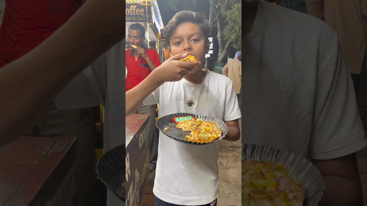 Aaj humne tasty cheese pizza khaya 🤤 #shorts #vlog #minivlog – 264 Aaj humne tasty cheese pizza khaya 🤤 #shorts #vlog #minivlog - 264