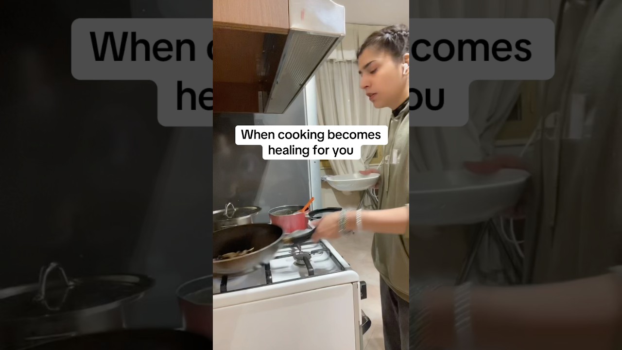 Cooking something 😉 #healing #cooking #internationalstudent #italy #shorts Cooking something 😉 #healing #cooking #internationalstudent #italy #shorts