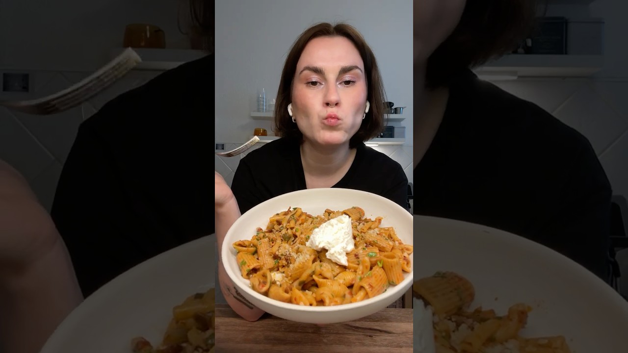 Kühlschrank leer? Diese 10-Minuten Pasta geht immer! #rezept #food Kühlschrank leer? Diese 10-Minuten Pasta geht immer! #rezept #food