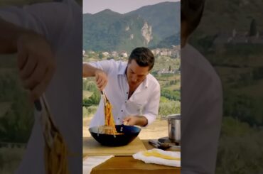 Italian Chef Teaches How to Cook Perfect Pasta | Gino's Italian Escape  #cooking #chefcooking