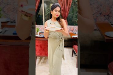 এখন কলকাতাতে বসেই সমস্ত Authentic ইতালিয়ান খাওয়ার😍#foodshorts #minivlog #dollzgoldenvibes