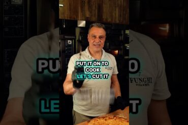 Pizza with several meat😎