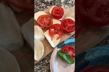 That’s how I do it 🇮🇹😁🤌🏼🔥 #food #italianfood #italians #foodlover