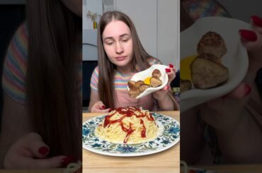 How to eat spaghetti properly 🍝