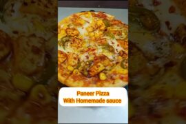 Paneer Pizza with Home made pizza sauce #shortsfeed #food #recipe #pizza #cooking #pizzalover