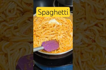 Easy Spaghetti Recipe 🍝🥰 #shorts #youtubeshorts #cooking #foodie #vlog #viral #italianfood #trending