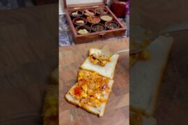 Bread 🍞 cheese 🧀 pizza 🍕.                    #homecooking #recipe #cooking #pizzapie #food