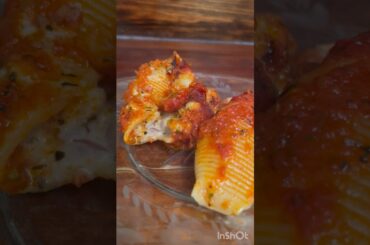 Jumbo Stuffed Shells with Marinara — Cozy, Cheesy, and So Easy 🧀🍝