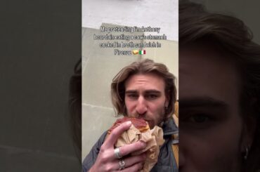 Catching flavors not feelings 🇮🇹🥪 #italy #florence #backpacking #eurotrip #solotravel