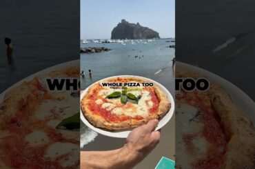 Joe Rogan Really Likes Italian Pizza