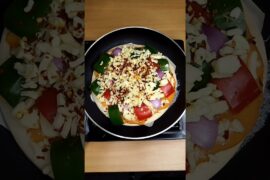 No oven instant tawa pizza🍕🔥#shorts #asmr #cooking #recipes #youtubeshorts #short