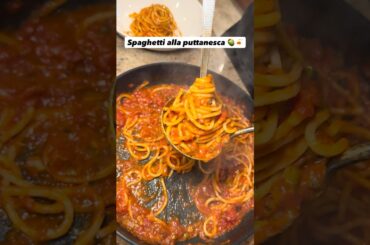 Sounds of puttanesca 🍝 #asmr #pasta #cooking #italian #food #foodie #foryoupage