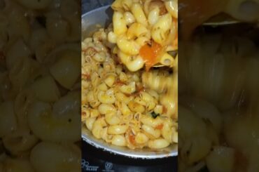 pasta #pasta #pastarecipe #whitepastarecipe #ytshorts