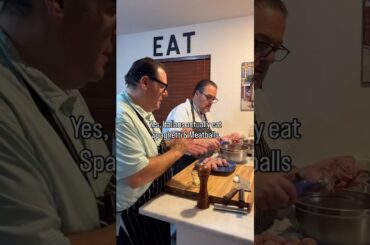 Yes, Italians actually eat Spaghetti & Meatballs #shorts