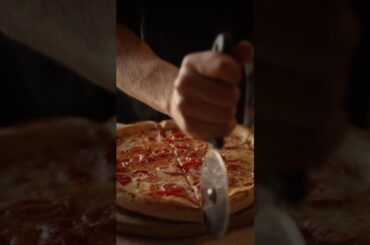 Pepperoni Recipe #mozzarella #cooking #aicooking #pizza #italian #lionfield #pizzalover #pizzarecipe