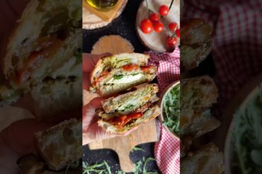 Sandwich Italian Vegjetarian #sandwich #italy #italianfood #ponti #recipe #food #monin