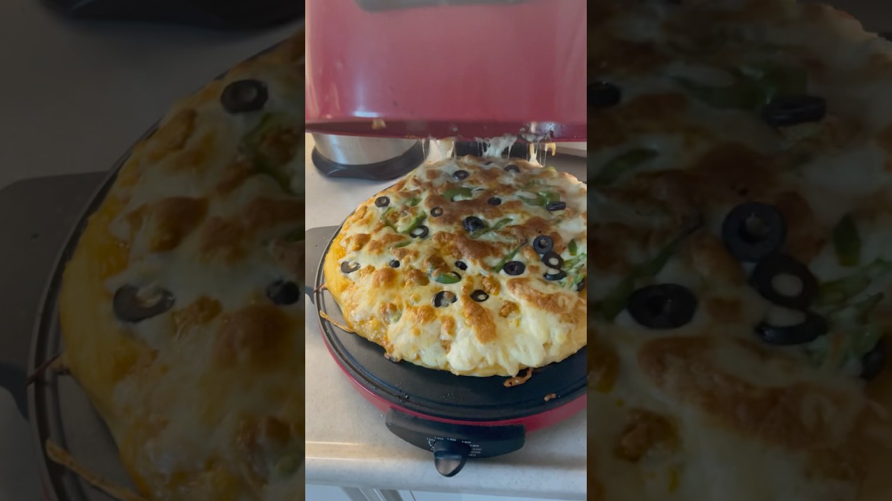 “Quick & Crispy—Pizza Magic on a Saj!” #youtubeshorts #cooking “Quick & Crispy—Pizza Magic on a Saj!” #youtubeshorts #cooking
