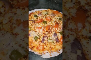 Cheesy 🍕 🤤at home in 15 min⏰ पिज़्ज़ा घर पर बनाए #trending