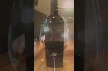 雨の少ない国 イタリアの人々は傘を持たない   #イタリアワインラジオ #ワイン #イタリア #エノテカ  #enoteca  #ワインのある生活