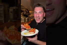 THEY BUILT A HOUSE AND PUT AN ITALIAN RESTAURANT IN IT #food #italianfood