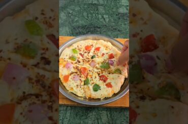 let's make pizzaa for the first tine in kadai #recipe #food #viral #pizza #cooking #youtubeshorts