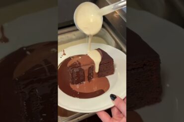 Are you a choclate lover? #explorepage #chocolate #food #italytravel #italy #viral #viralshorts