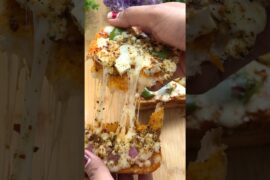 Easy Bread Pizza Recipe in 10 Minutes | No Oven Veg Bread Pizza | #youtubeshorts #shorts #trending
