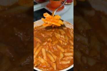 Roasted Tomato Pasta in the Air Fryer 🍝 #food #foodlover #foodshorts #cooking #recipe