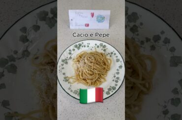 Cacio e Pepe 🇮🇹 #italian #cacioepepe  #cooking #shorts @Lionfield @BayashiTV_