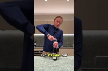 How to open wax-sealed bottles like a pro 🍷 Opening a wax-sealed bottle shouldn’t feel like a fight
