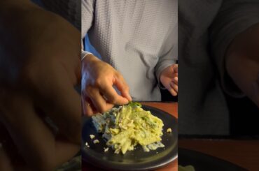 Avacado broccoli pasta #food #shorts #viral #cooking #snacks #foodie #pasta #shortvideo #viralvideo