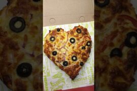 Pizza for my Crush? 🍕❤️ | #shorts #pizza #cooking