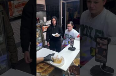 Friends On shop 😍🥳 #trending #trendingshorts #shortsfeed #food #foodie #italy #youtubeshorts #cake