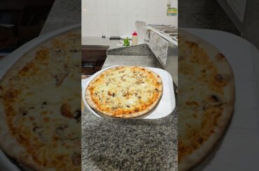 I tried the new chicken pizza #shorts #pizza #pizzalover #food #cooking #pizzashorts