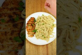 The BEST Chicken Alfredo!