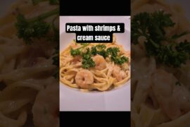 Diner idea: pasta with garlic shrimps & a cream saus #shorts #food #idea #recipe