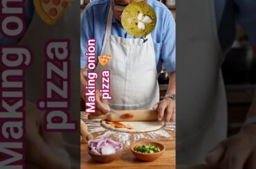 onion pizza 🍕#plsgoviral  #shortsvideo #food #viralvideo#cooking #recipe #reel #funny