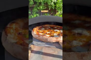Gas convenience. Wood-fired flavor. No compromise Bertello SimulFIRE 16" Rotating Outdoor Pizza Oven
